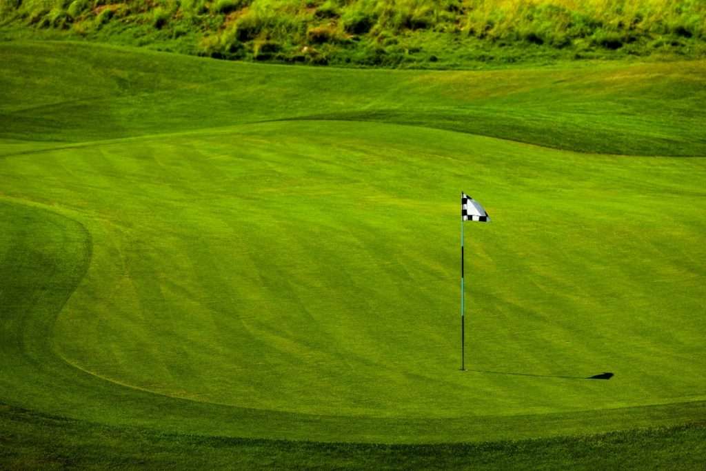 how to play golf beginners guide